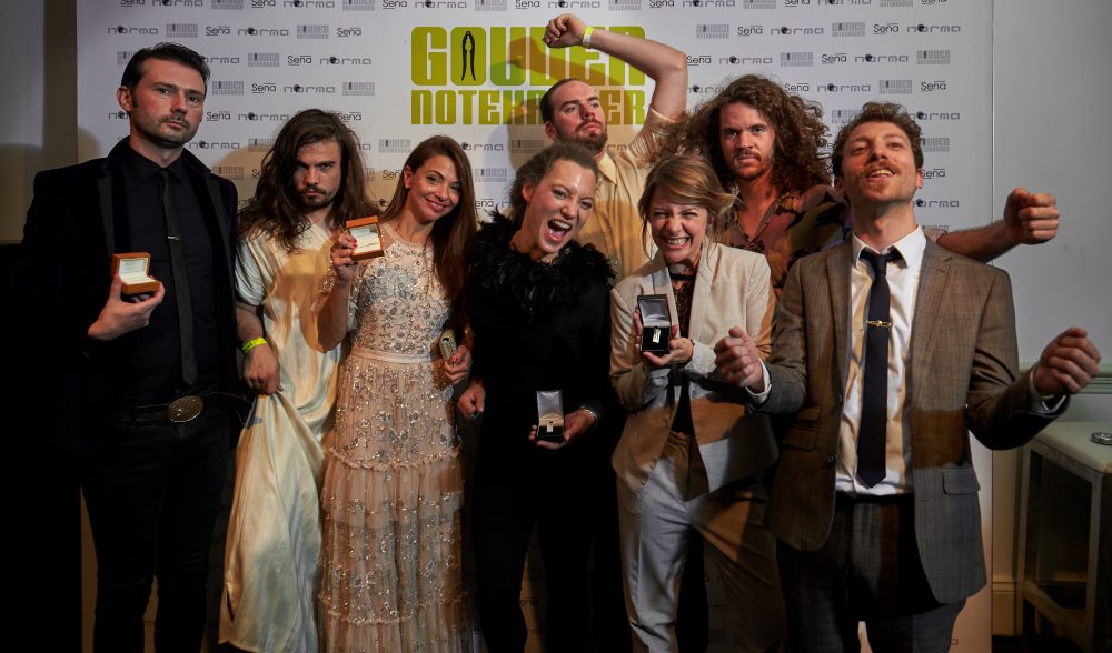 Winnaars Zilveren en Gouden Notekraker - RichardTas